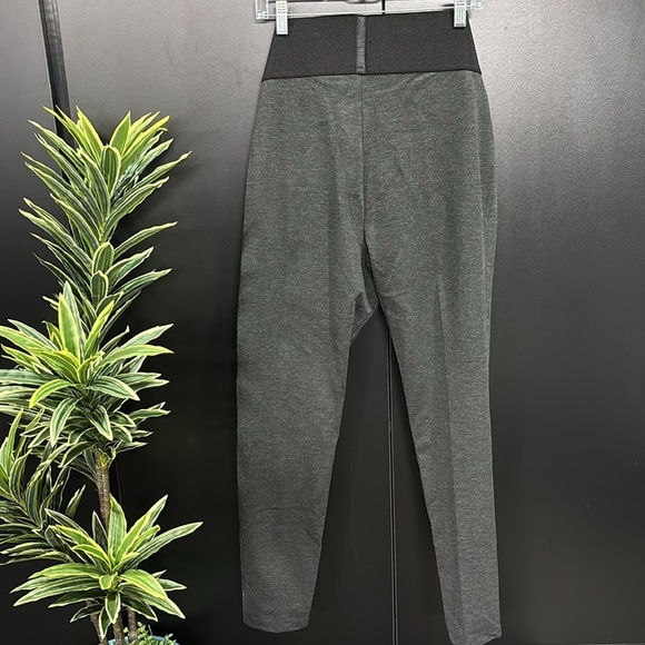 NYGARD Slims by Peter Nygard elastic waist,stretch,dressy, pull on leggings - Picture 2 of 7